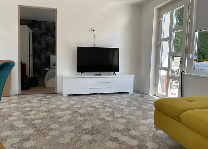 Azur Dream By The * 자르마디