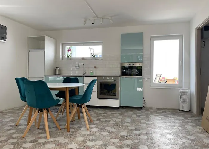 Azur Dream By The 펜션 자르마디